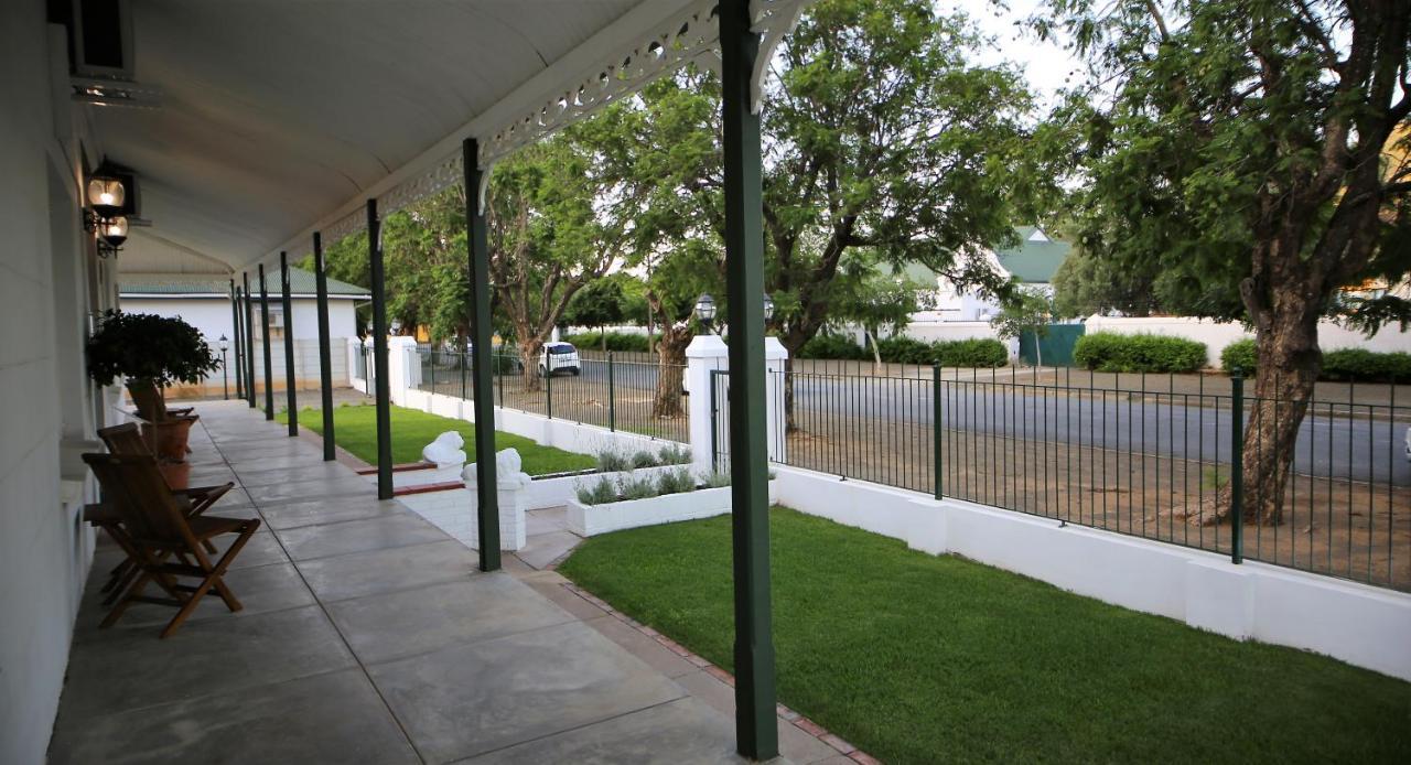 Victorian Square Guesthouse Graaff-Reinet Zewnętrze zdjęcie