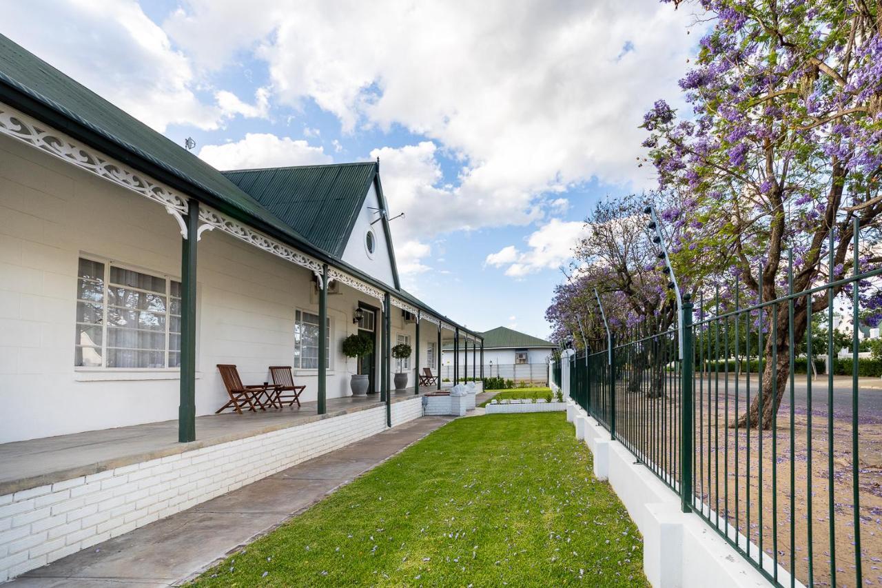 Victorian Square Guesthouse Graaff-Reinet Zewnętrze zdjęcie