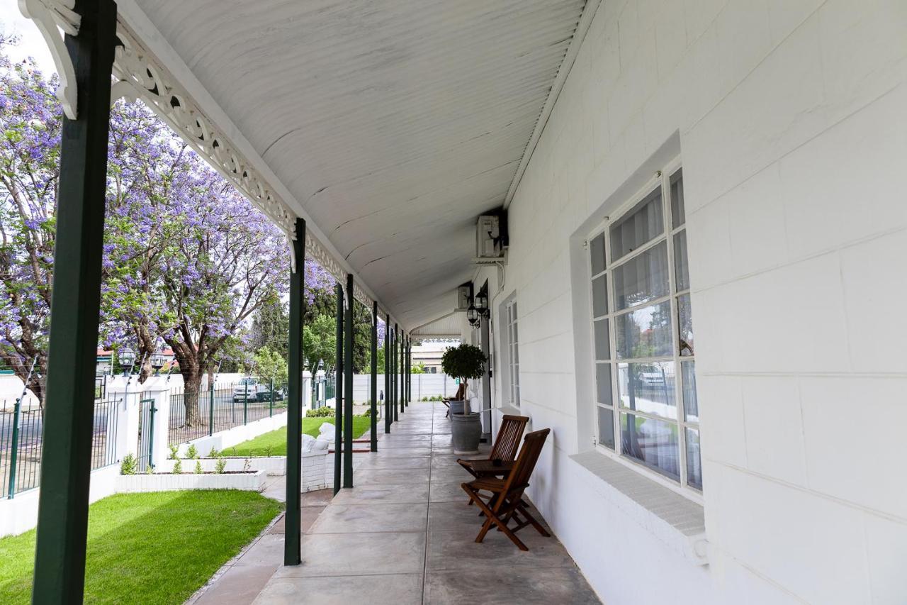 Victorian Square Guesthouse Graaff-Reinet Zewnętrze zdjęcie