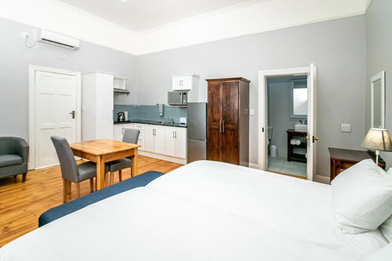 Victorian Square Guesthouse Graaff-Reinet Zewnętrze zdjęcie