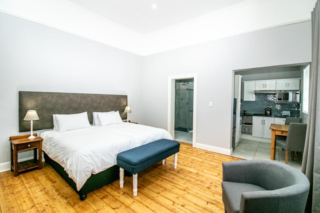 Victorian Square Guesthouse Graaff-Reinet Zewnętrze zdjęcie