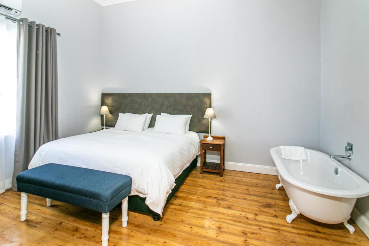 Victorian Square Guesthouse Graaff-Reinet Zewnętrze zdjęcie
