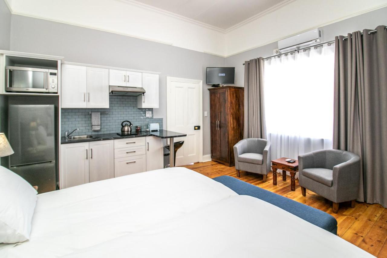 Victorian Square Guesthouse Graaff-Reinet Zewnętrze zdjęcie