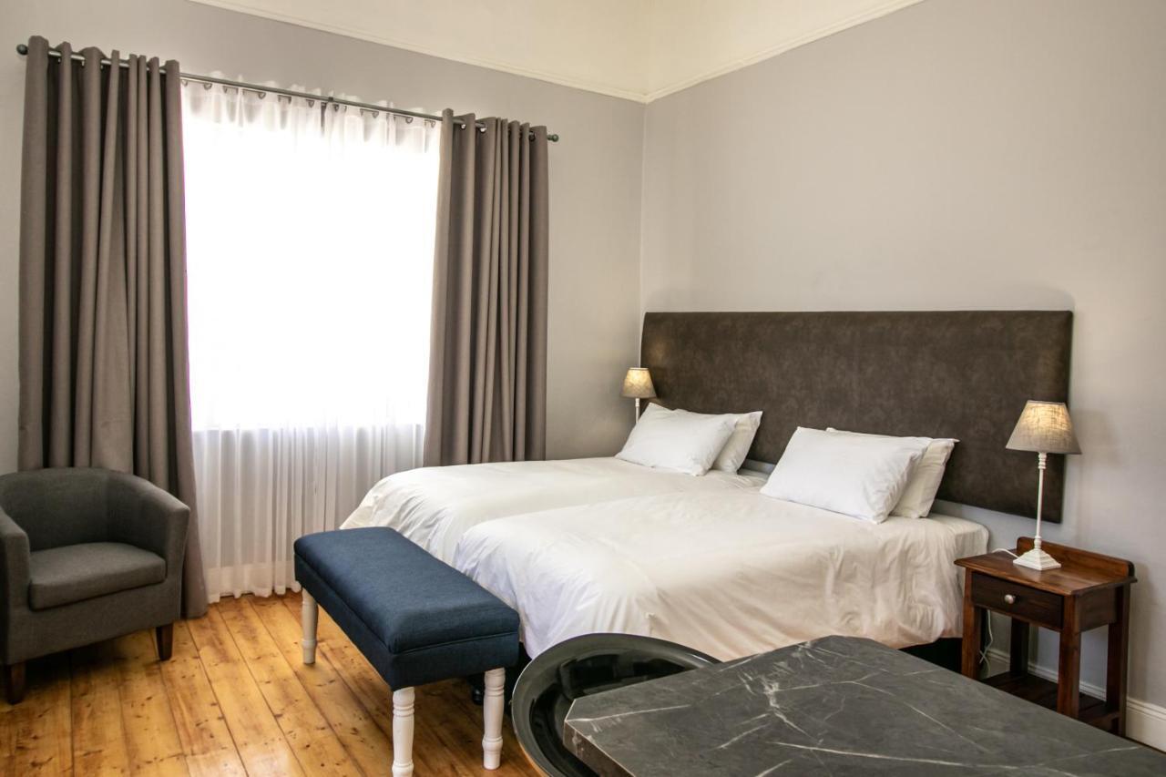 Victorian Square Guesthouse Graaff-Reinet Zewnętrze zdjęcie